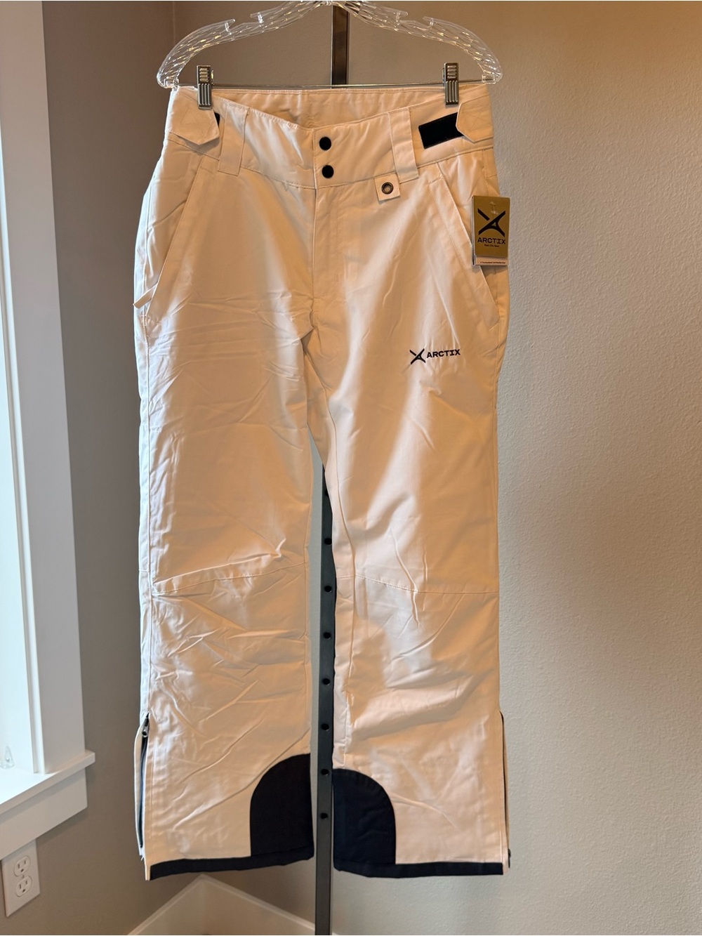 Arctix Women’s White Insulated Snow Ski Pants Medium NWT